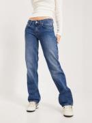 Nelly - Straight jeans - Blå - Low Waist Straight Leg Jeans - Jeans