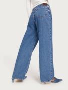 Only - Wide leg jeans - Medium Blue Denim - Onlmarea Hw Loose Wide Dnm Cro - Jeans